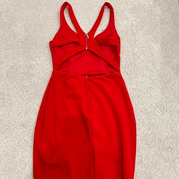 RED MIDI COCKTAIL DRESS - Picture 3 of 10